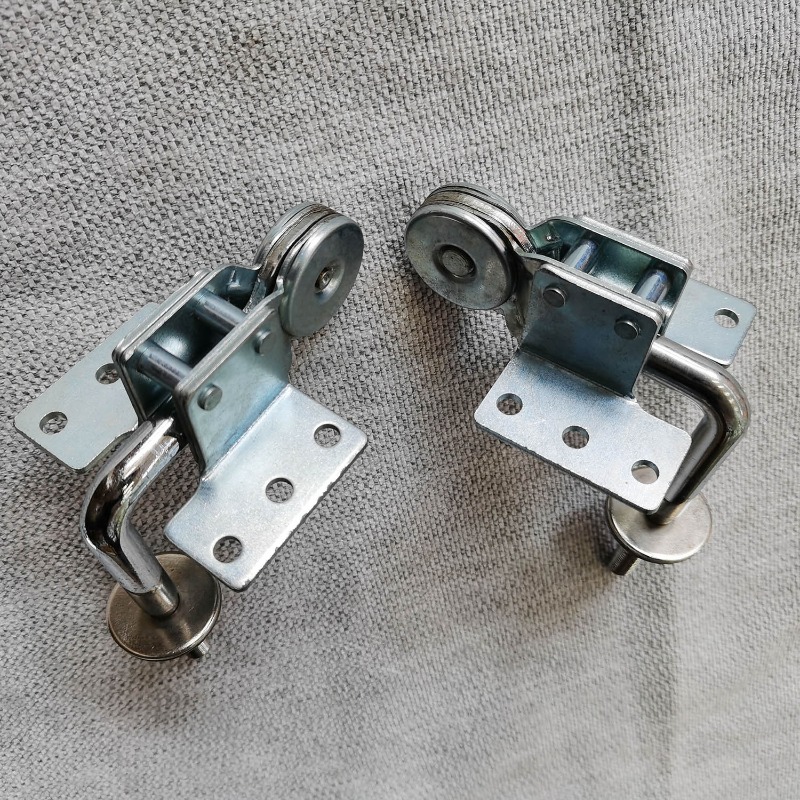 Doppelohr-Kopfstützen-Scharnie – Furniture Hardware Fittings Bewertung und Preis