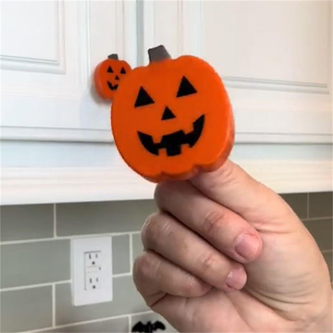 Halloween-Kürbisgriffabdeckung – Furniture Hardware Kit Bewertung und Preis
